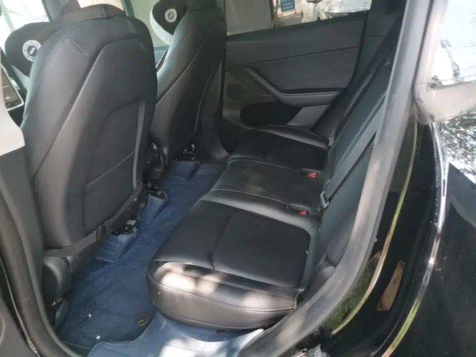 Tesla Model Y 2023 Rear-Wheel-Drive Version — миниатюра 25