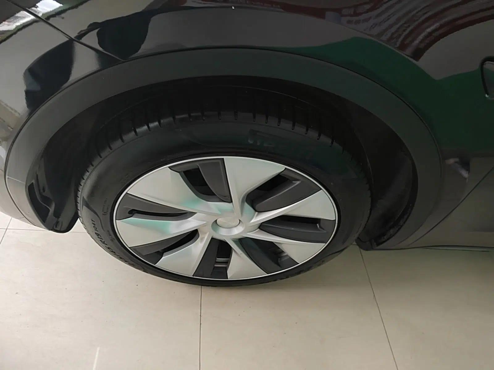 Tesla Model Y 2022 Revised Version Rear-Wheel Drive — миниатюра 10