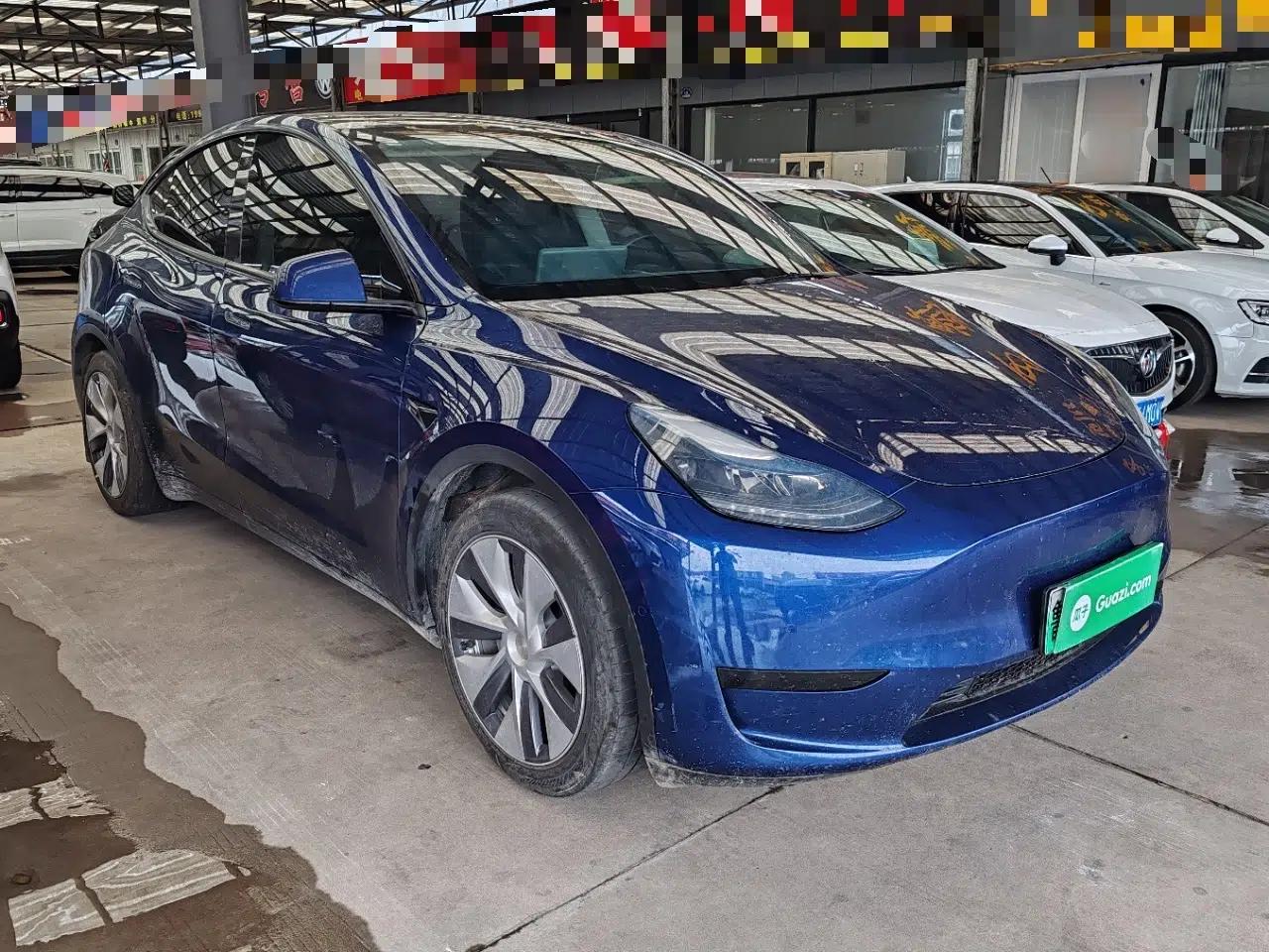 Tesla Model Y 2022 Revised Version Rear-Wheel Drive — миниатюра 3