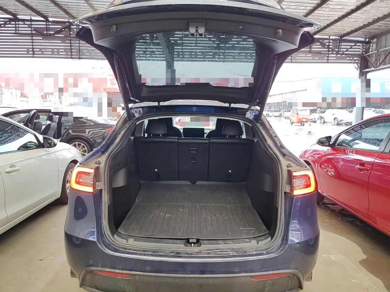Tesla Model Y 2022 Revised Version Rear-Wheel Drive — миниатюра 22