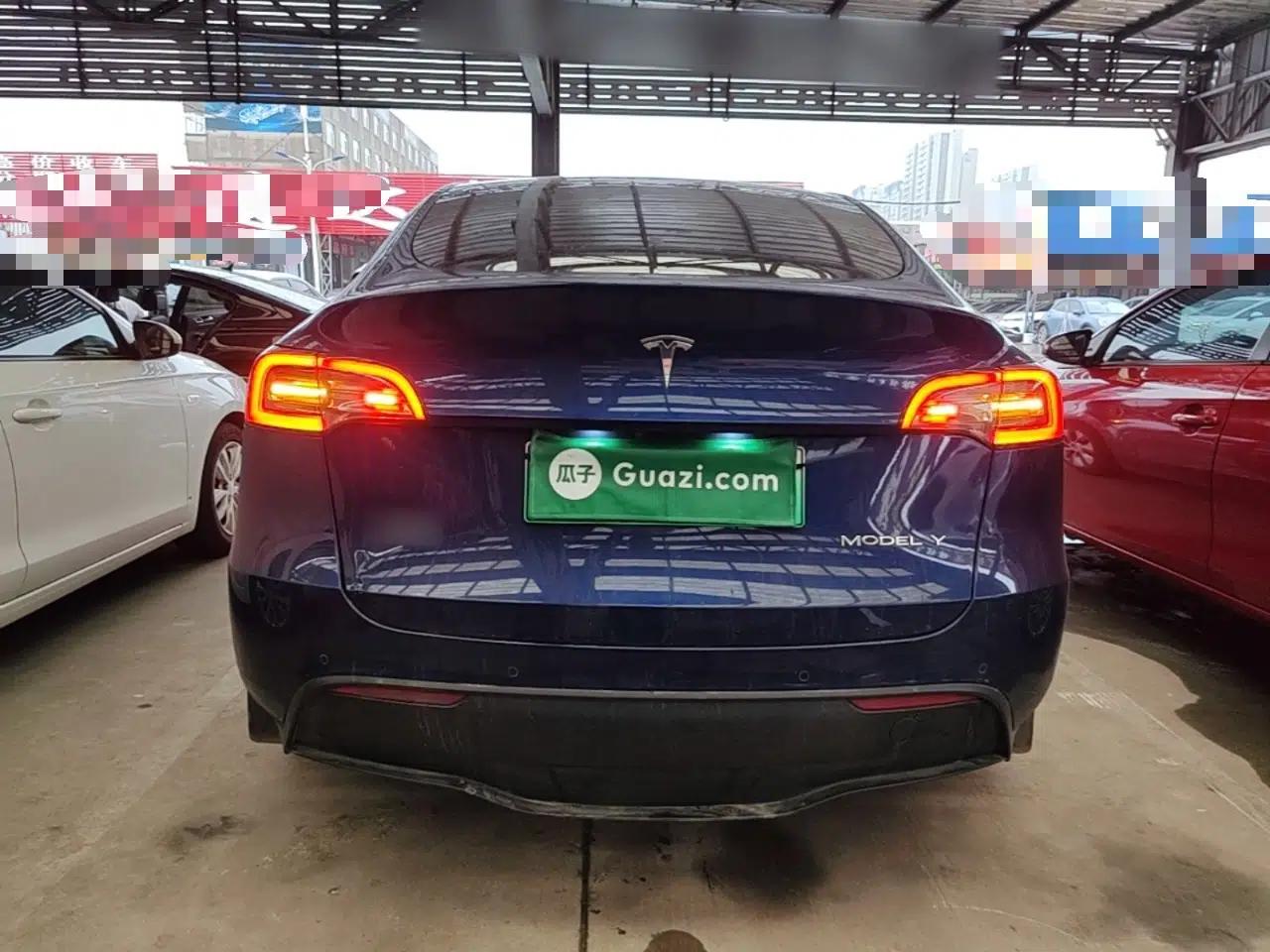Tesla Model Y 2022 Revised Version Rear-Wheel Drive — миниатюра 5