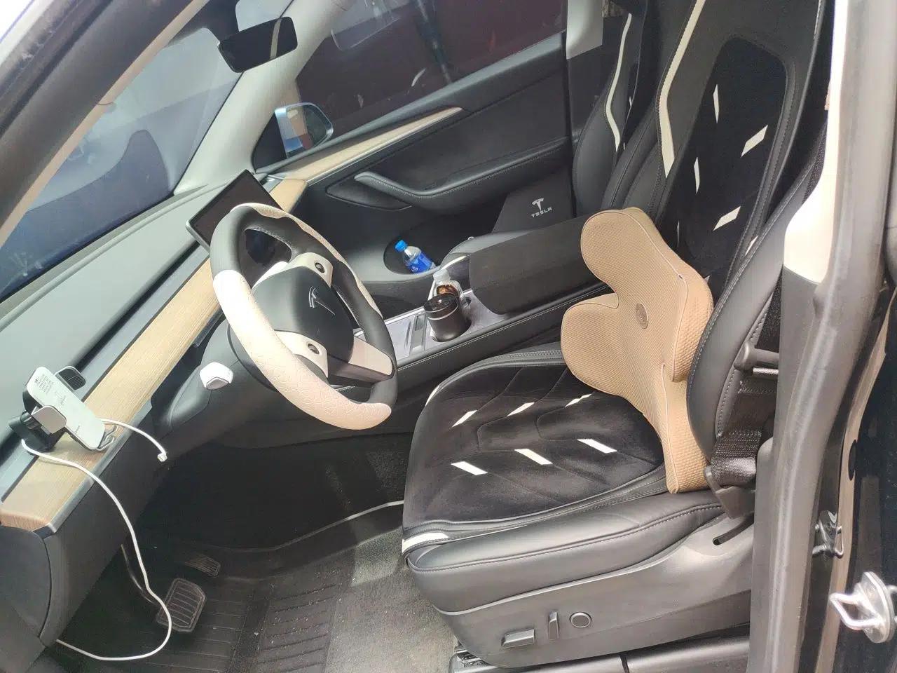 Tesla Model Y 2022 Rear-Wheel-Drive Version — миниатюра 14