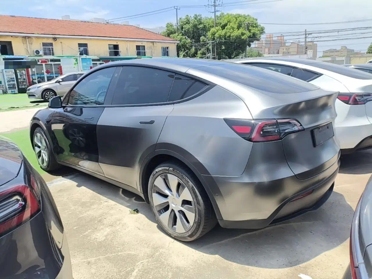 Tesla Model Y 2022 Revised Version Rear-Wheel Drive — миниатюра 4