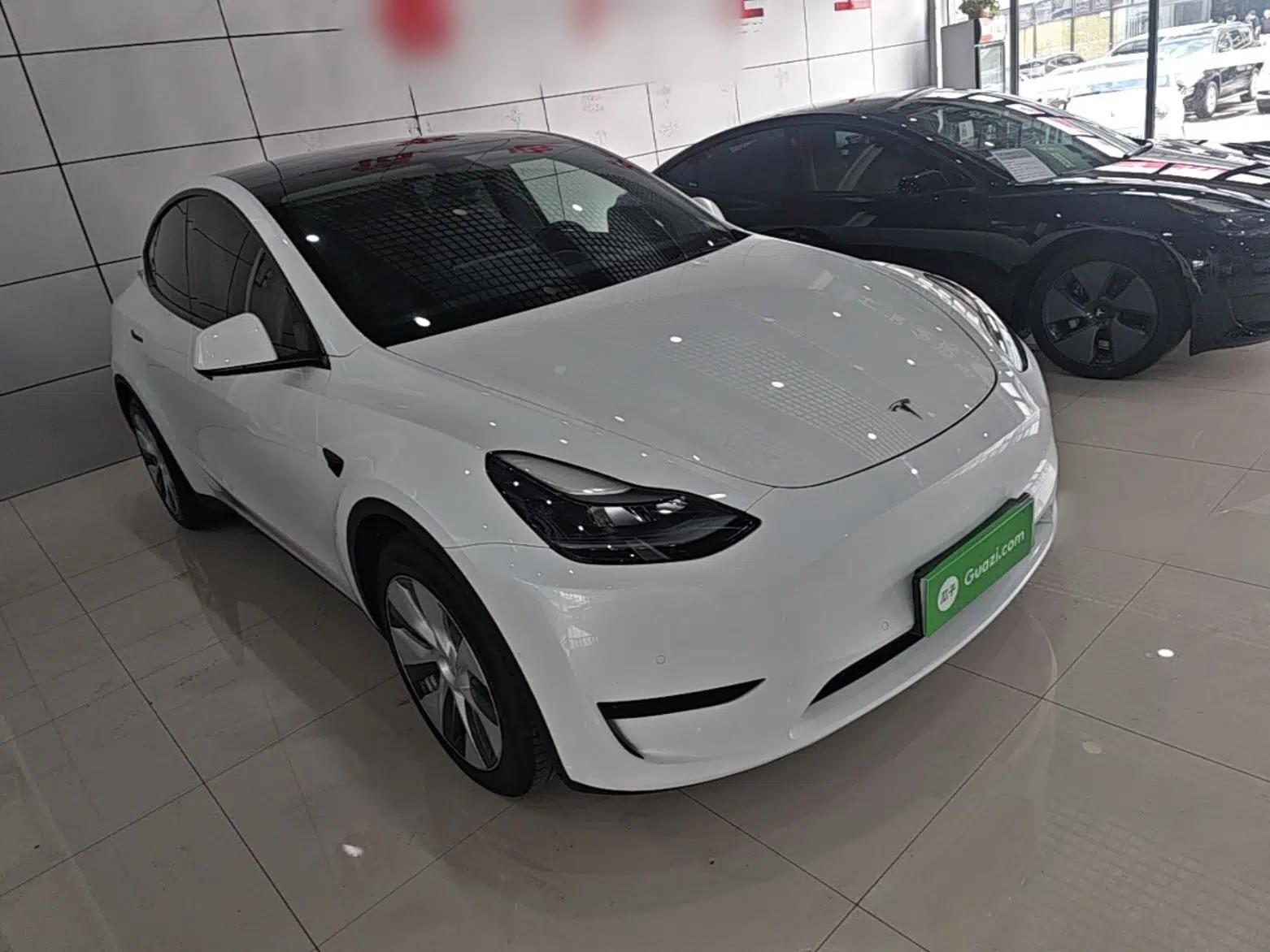 Tesla Model Y 2022 Rear-Wheel-Drive Version — миниатюра 3