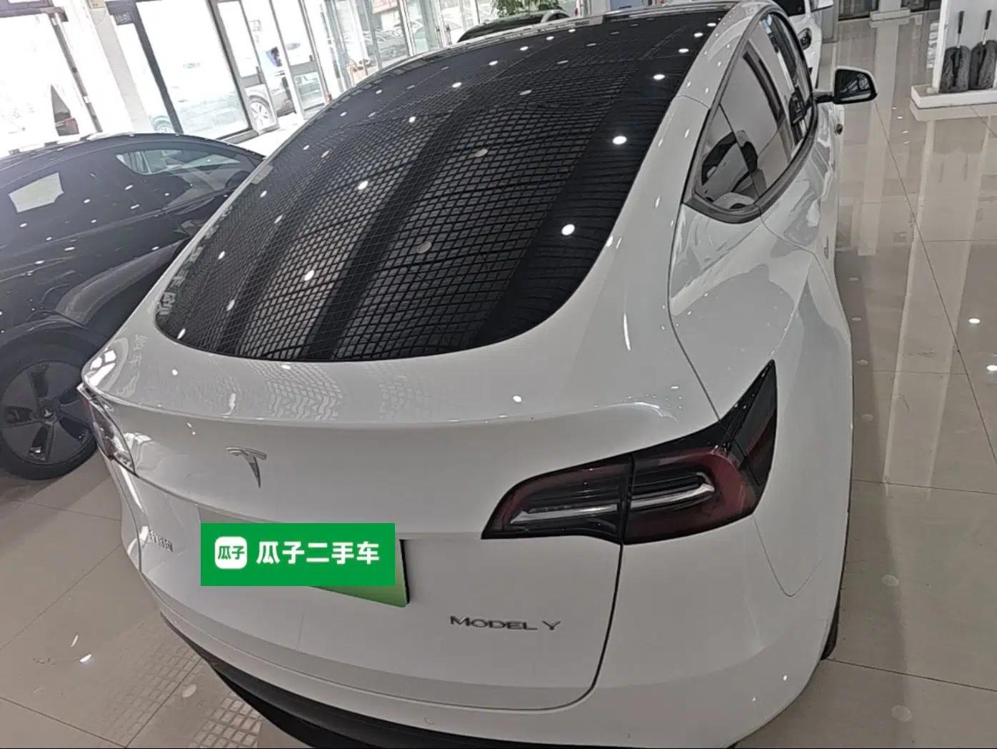 Tesla Model Y 2022 Rear-Wheel-Drive Version — миниатюра 5
