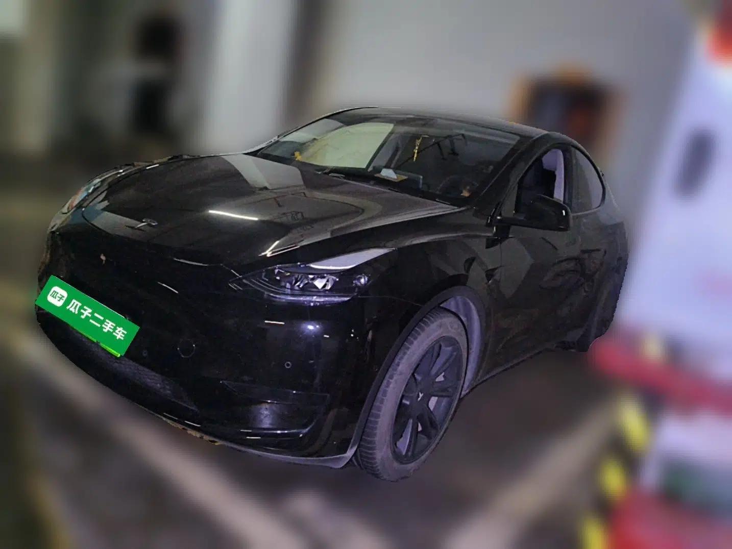 Tesla Model Y 2022 Revised Version Rear-Wheel Drive — миниатюра 1
