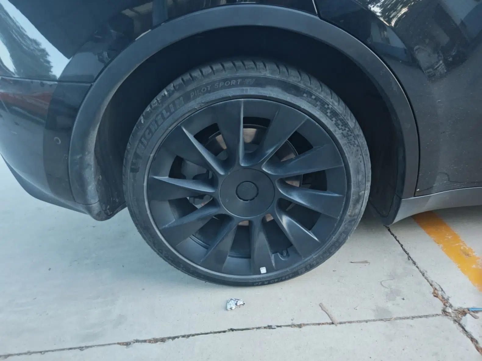 Tesla Model Y 2022 Revised Version Long-Range All-Wheel Drive — миниатюра 11