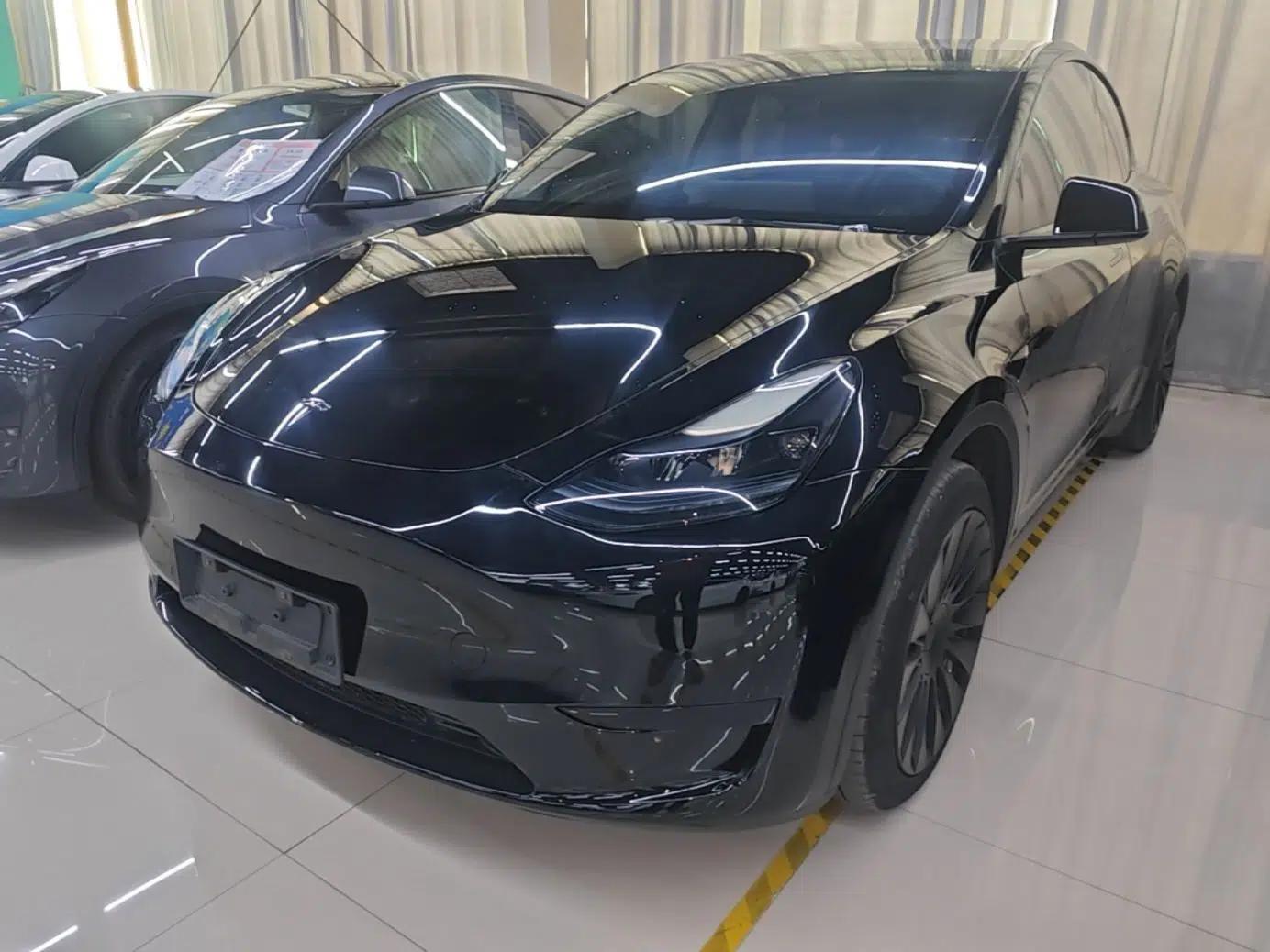 Tesla Model Y 2022 Revised Version Rear-Wheel Drive — миниатюра 1