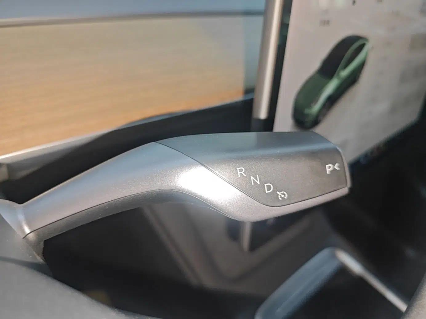 Tesla Model Y 2022 Revised Version Rear-Wheel Drive — миниатюра 21