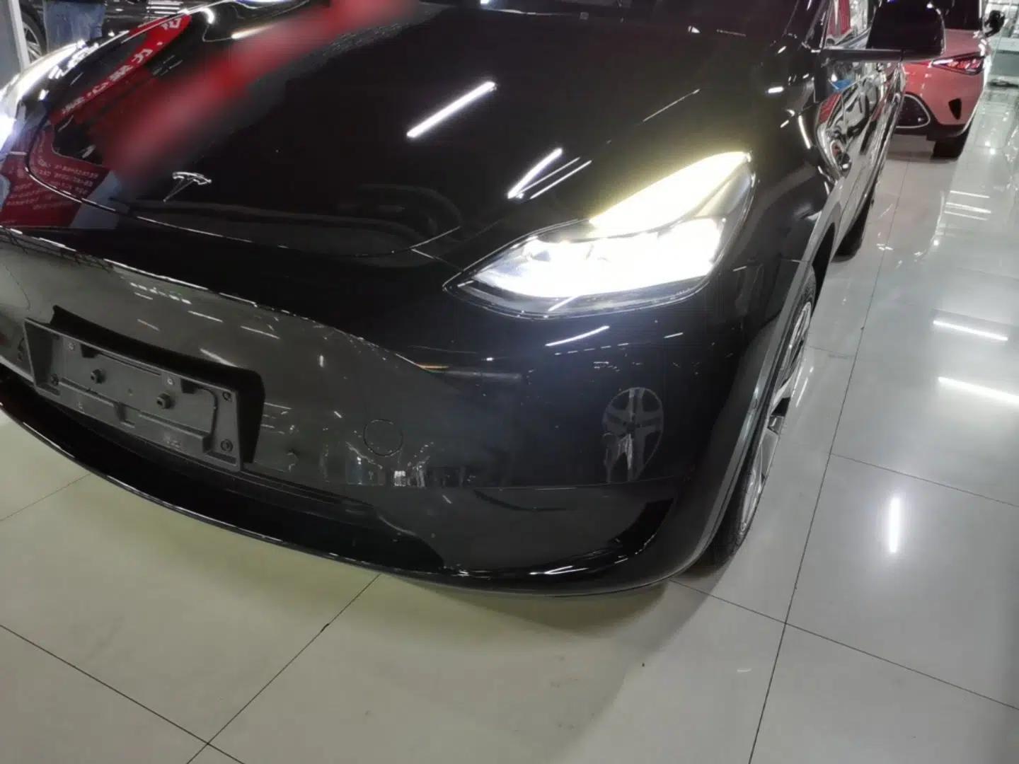 Tesla Model Y 2022 Revised Version Rear-Wheel Drive — миниатюра 8