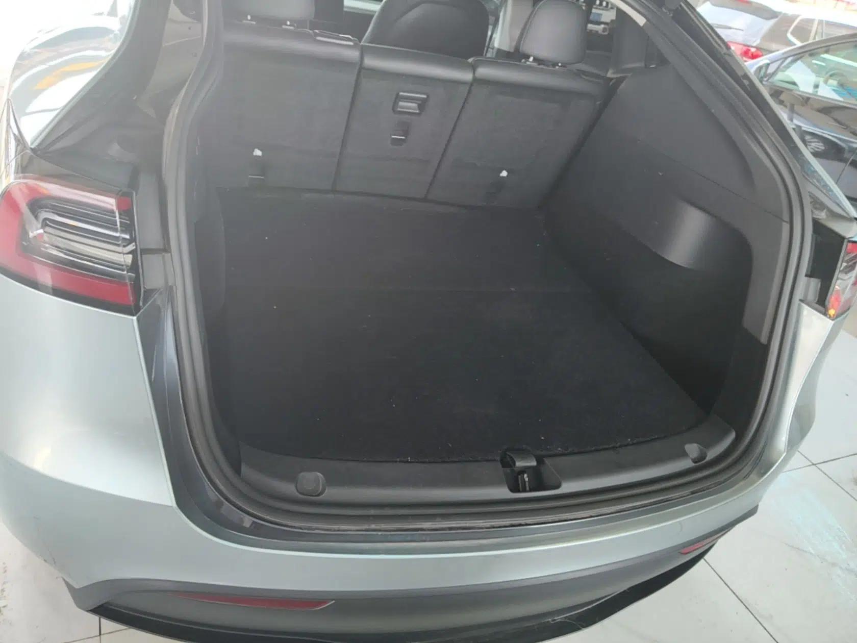 Tesla Model Y 2024 Rear-Wheel-Drive Version — миниатюра 22