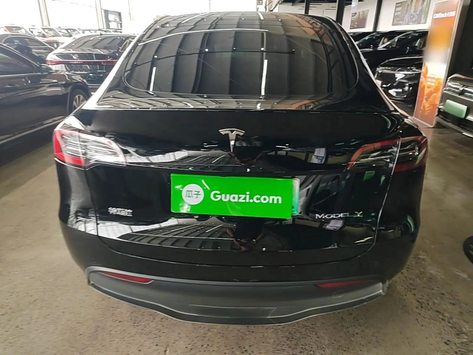 Tesla Model Y 2023 Rear-Wheel-Drive Version — миниатюра 5