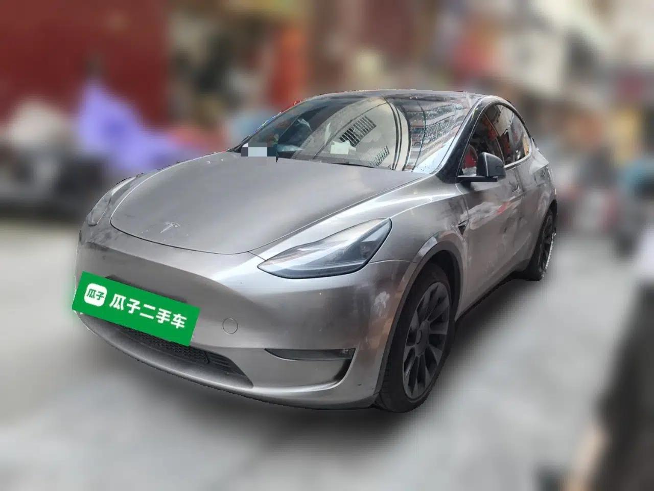 Tesla Model Y 2022 Long-Range All-Wheel-Drive Version — миниатюра 1