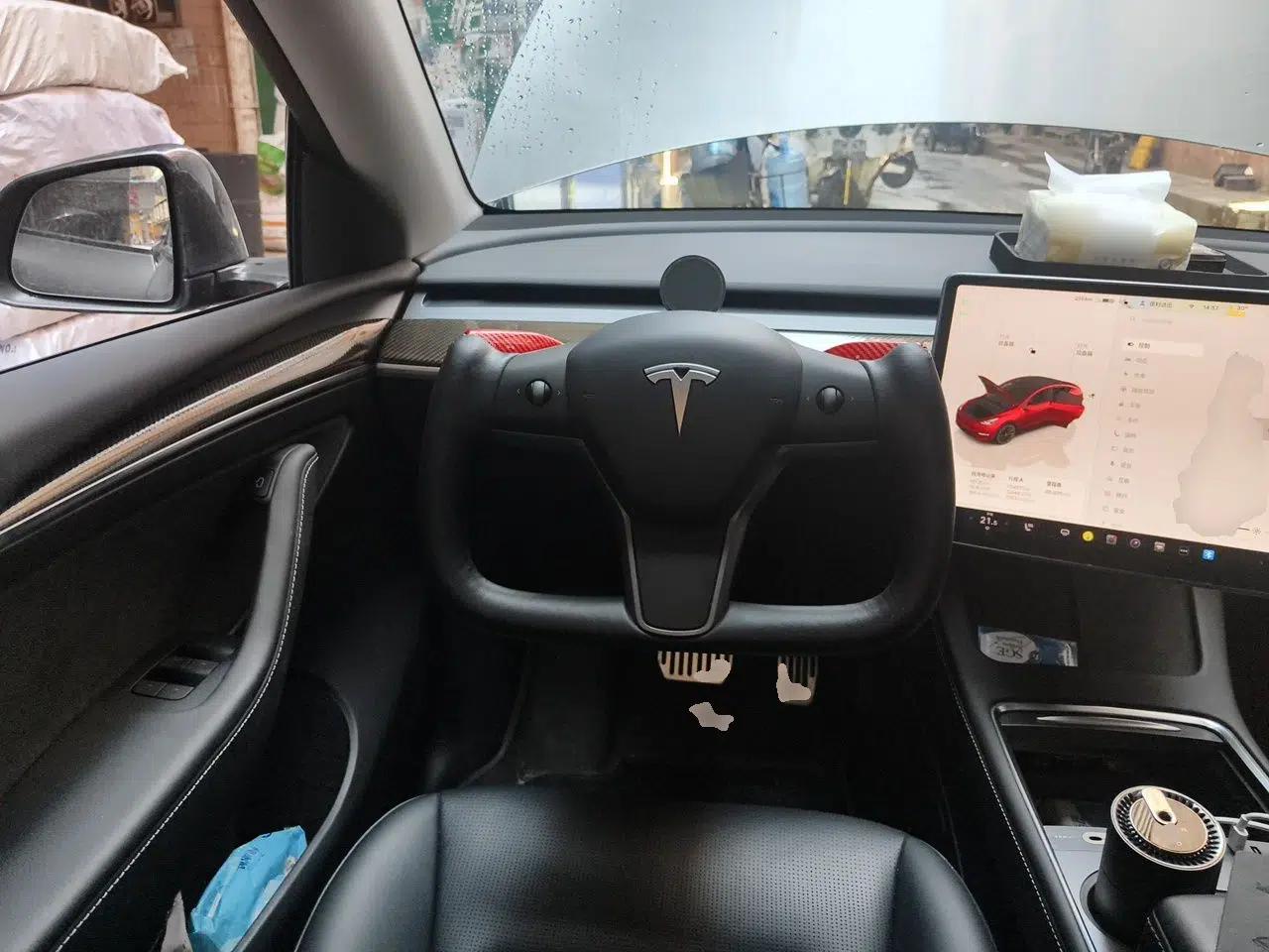 Tesla Model Y 2022 Long-Range All-Wheel-Drive Version — миниатюра 10