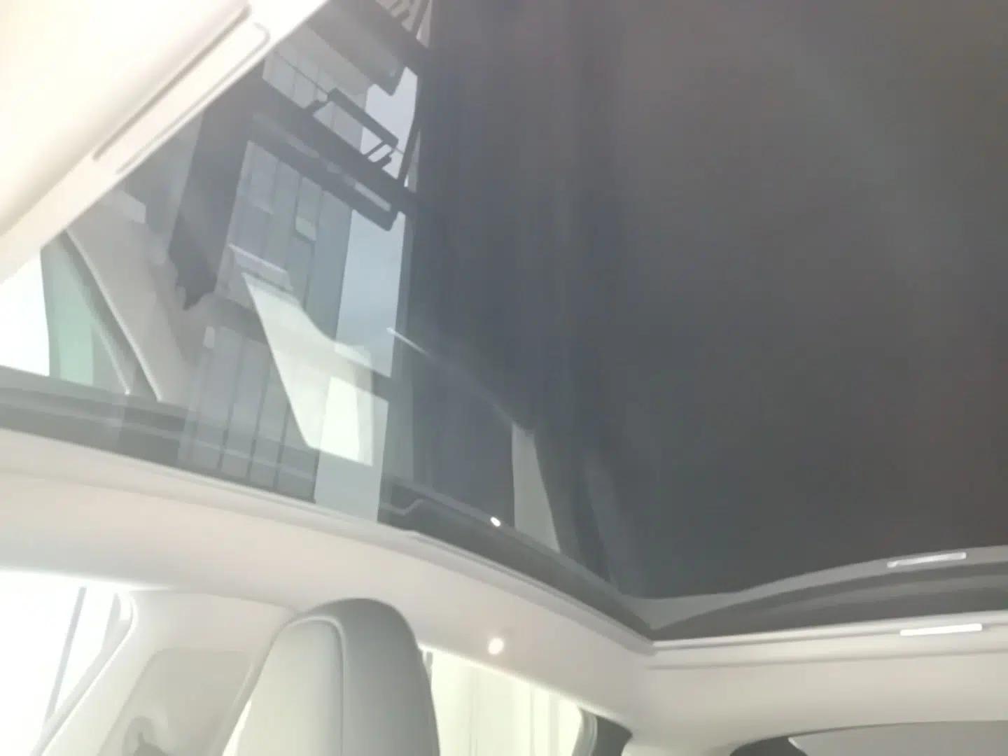 Tesla Model Y 2022 Revised Version Rear-Wheel Drive — миниатюра 21