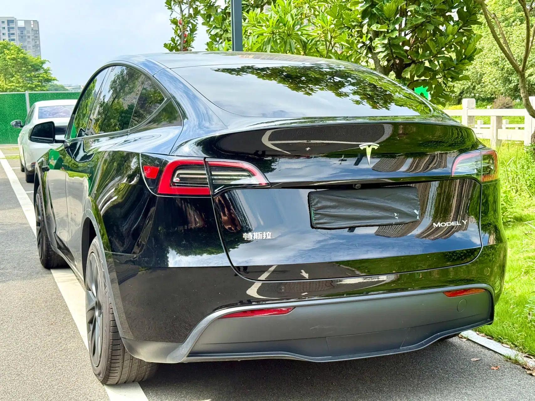 Tesla Model Y 2024 Rear-Wheel-Drive Version — миниатюра 4