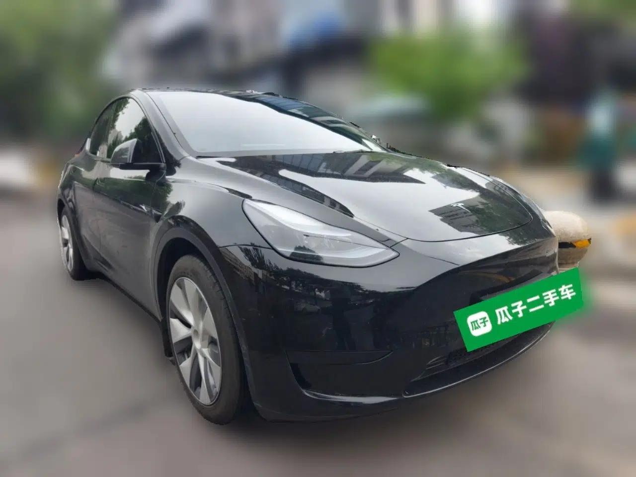 Tesla Model Y 2022 Revised Version Rear-Wheel Drive — миниатюра 3
