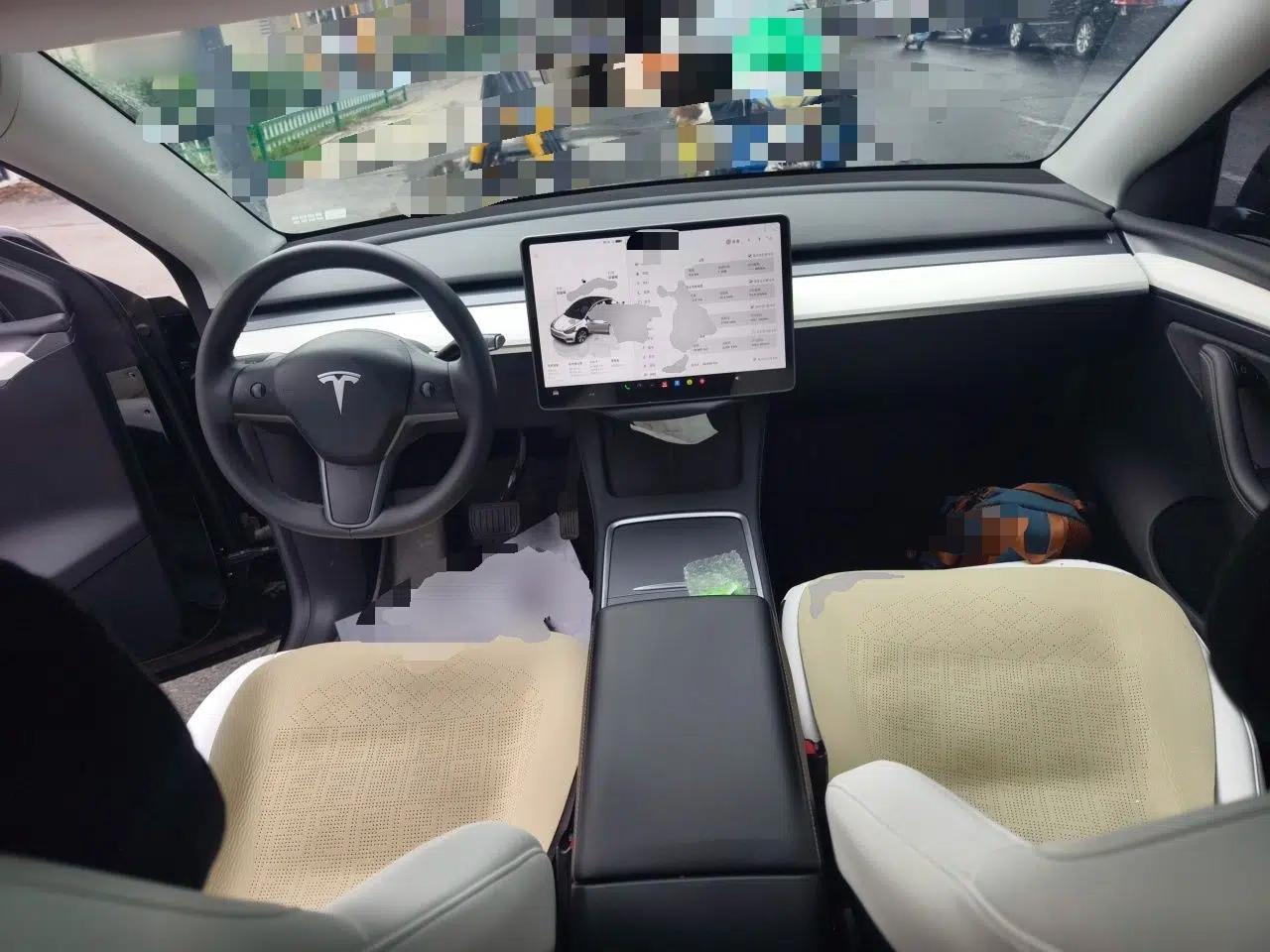 Tesla Model Y 2022 Revised Version Rear-Wheel Drive — миниатюра 9