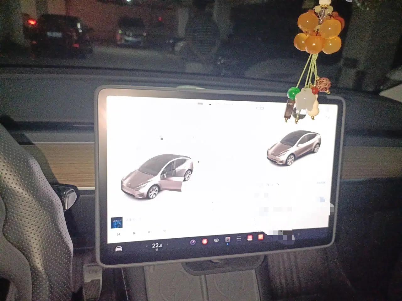 Tesla Model Y 2022 Rear-Wheel-Drive Version — миниатюра 11