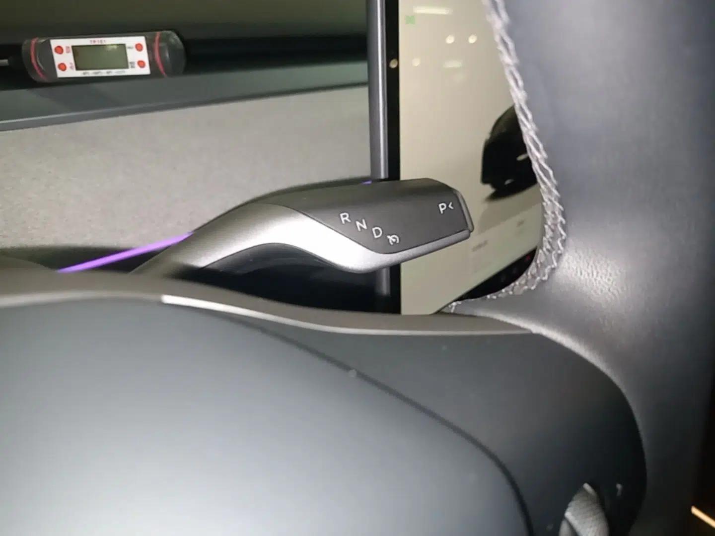 Tesla Model Y 2024 Rear-Wheel-Drive Version — миниатюра 16