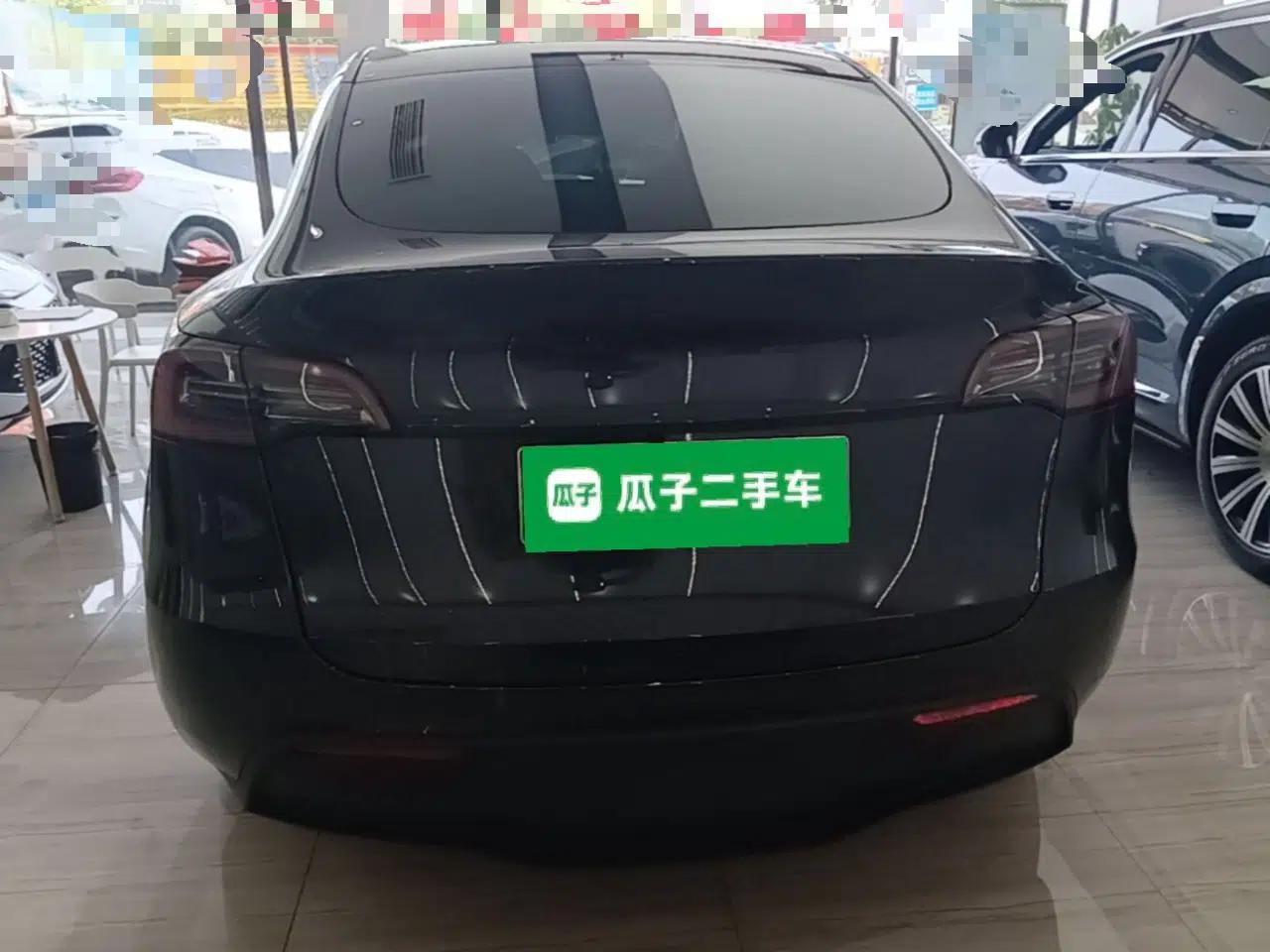 Tesla Model Y 2024 Rear-Wheel-Drive Version — миниатюра 5