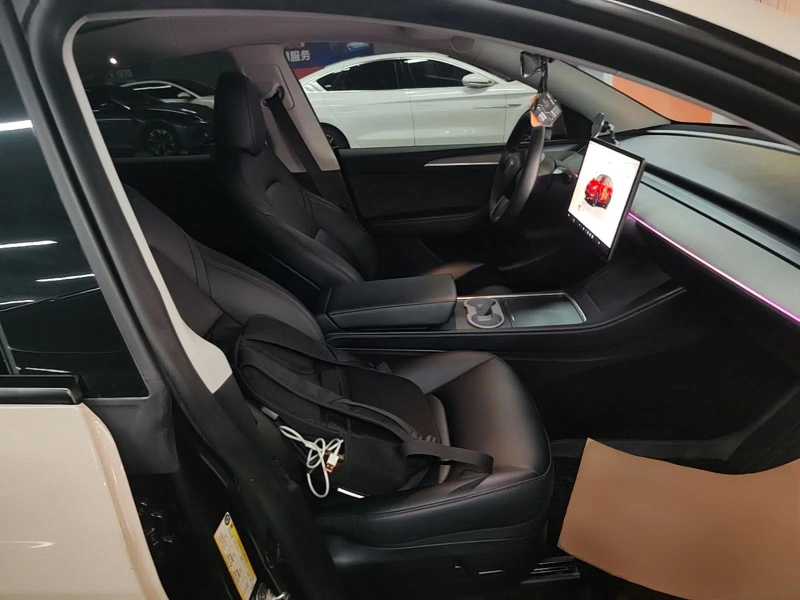 Tesla Model Y 2024 Rear-Wheel-Drive Version — миниатюра 19