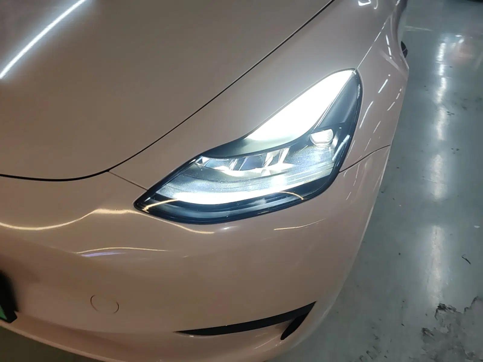 Tesla Model Y 2024 Rear-Wheel-Drive Version — миниатюра 8