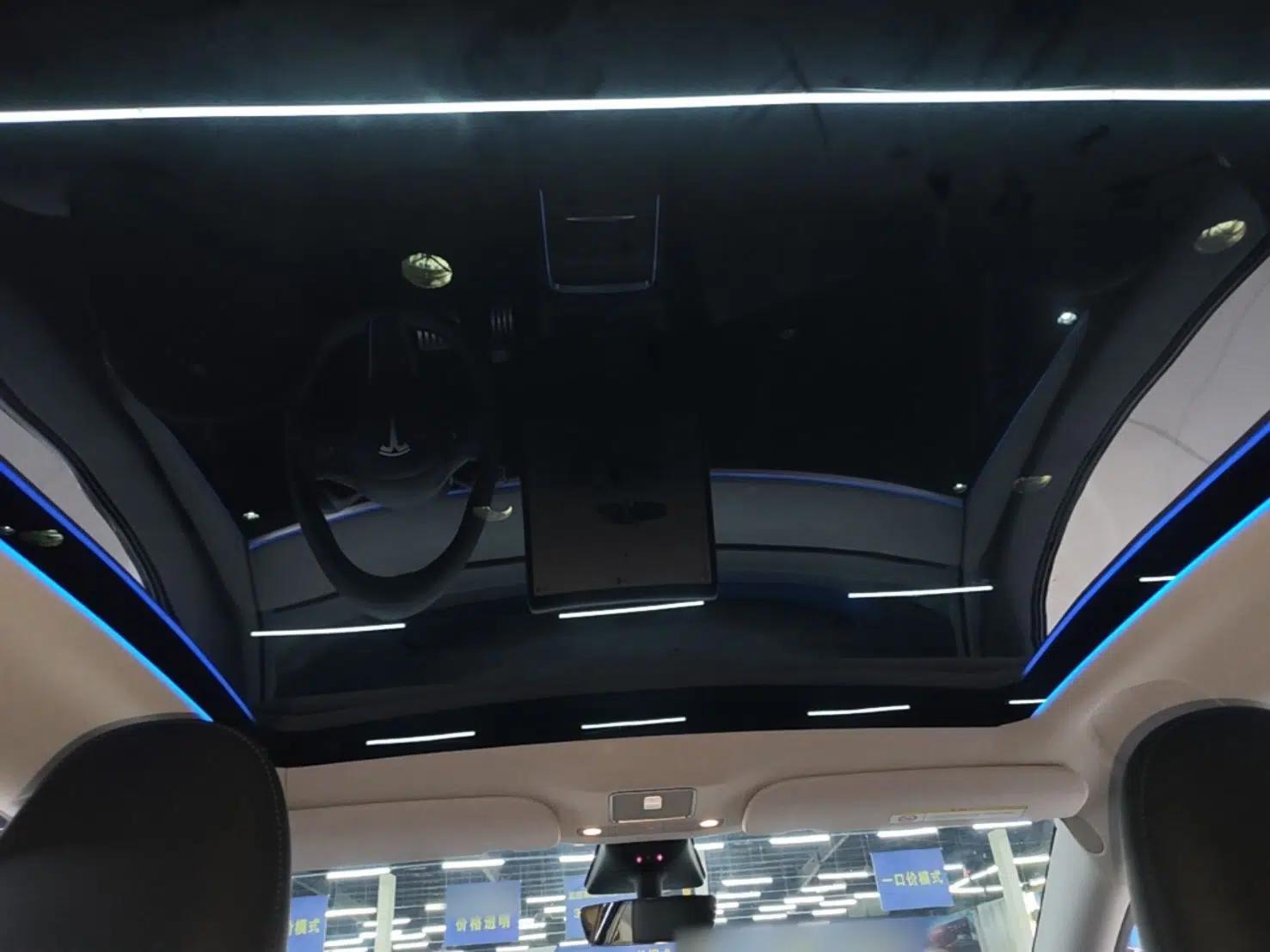 Tesla Model Y 2023 High-Performance All-Wheel-Drive Version — миниатюра 26