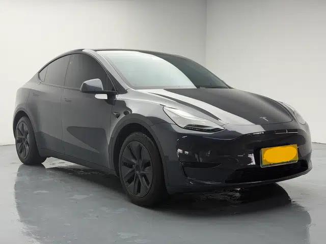 Tesla Model Y 2024 Rear-Wheel-Drive Version — миниатюра 16