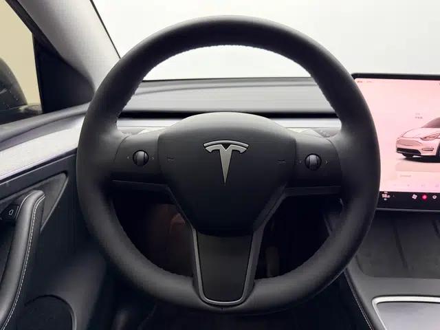 Tesla Model Y 2024 Rear-Wheel-Drive Version — миниатюра 23
