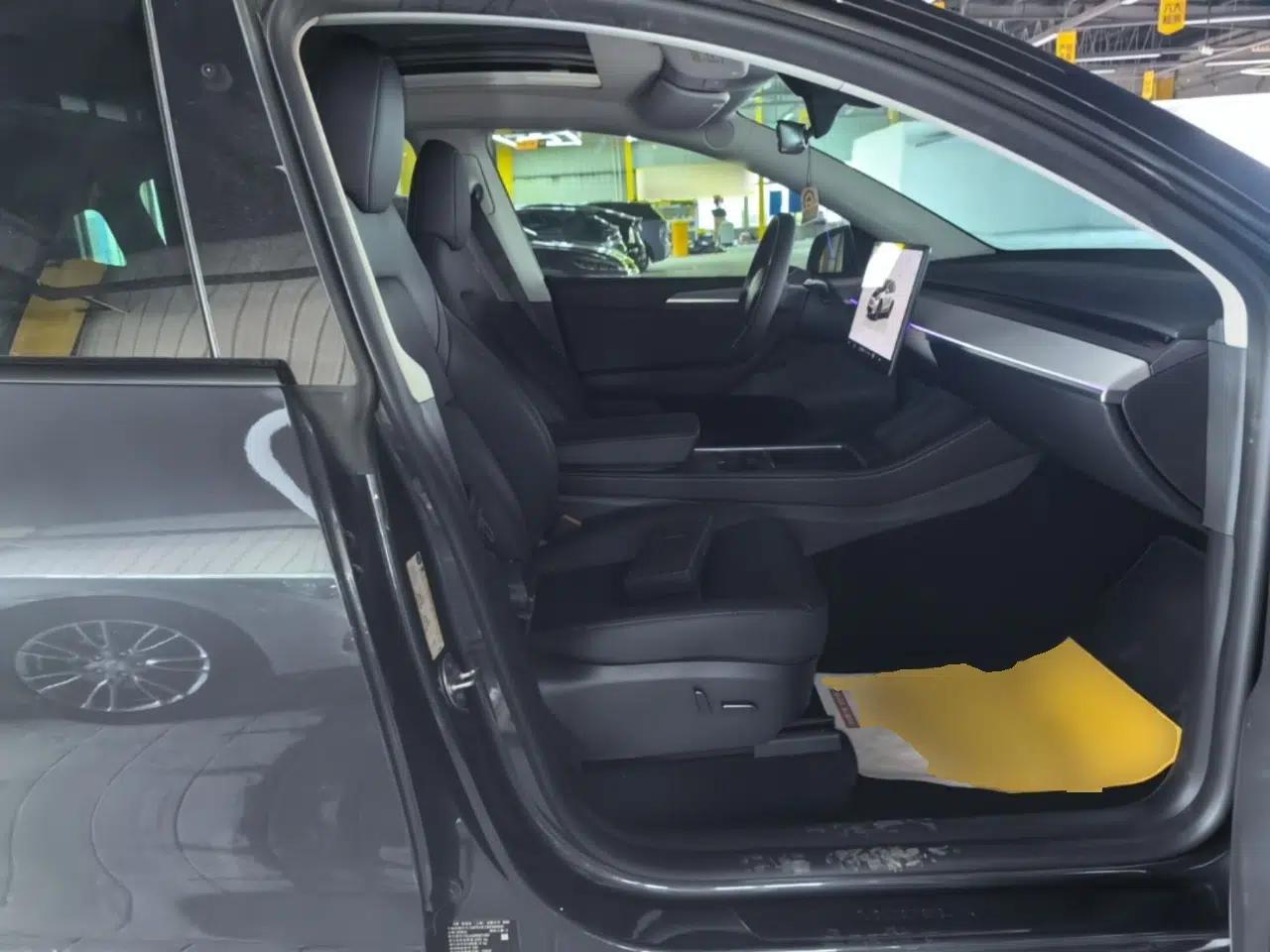 Tesla Model Y 2024 Rear-Wheel-Drive Version — миниатюра 29