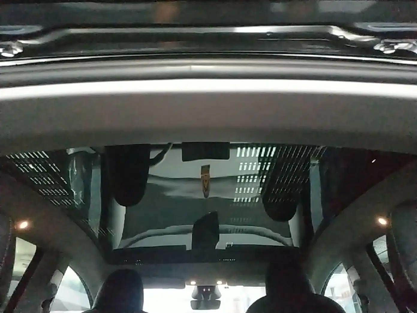 Tesla Model Y 2024 Rear-Wheel-Drive Version — миниатюра 21