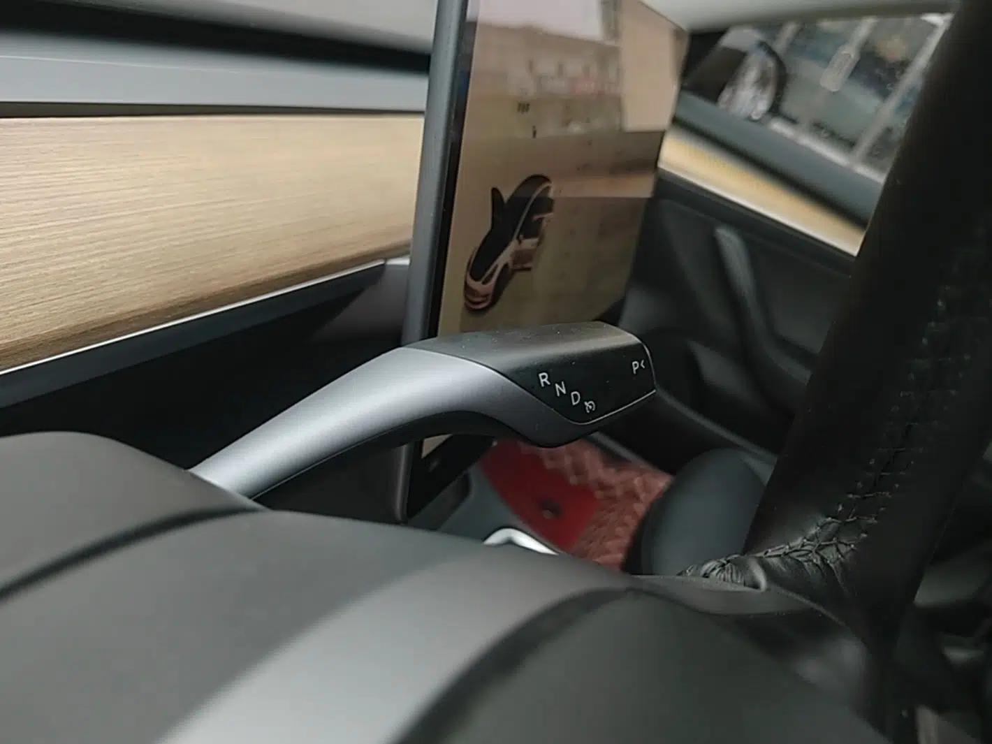 Tesla Model 3 2022 Rear-Wheel-Drive Version — миниатюра 16