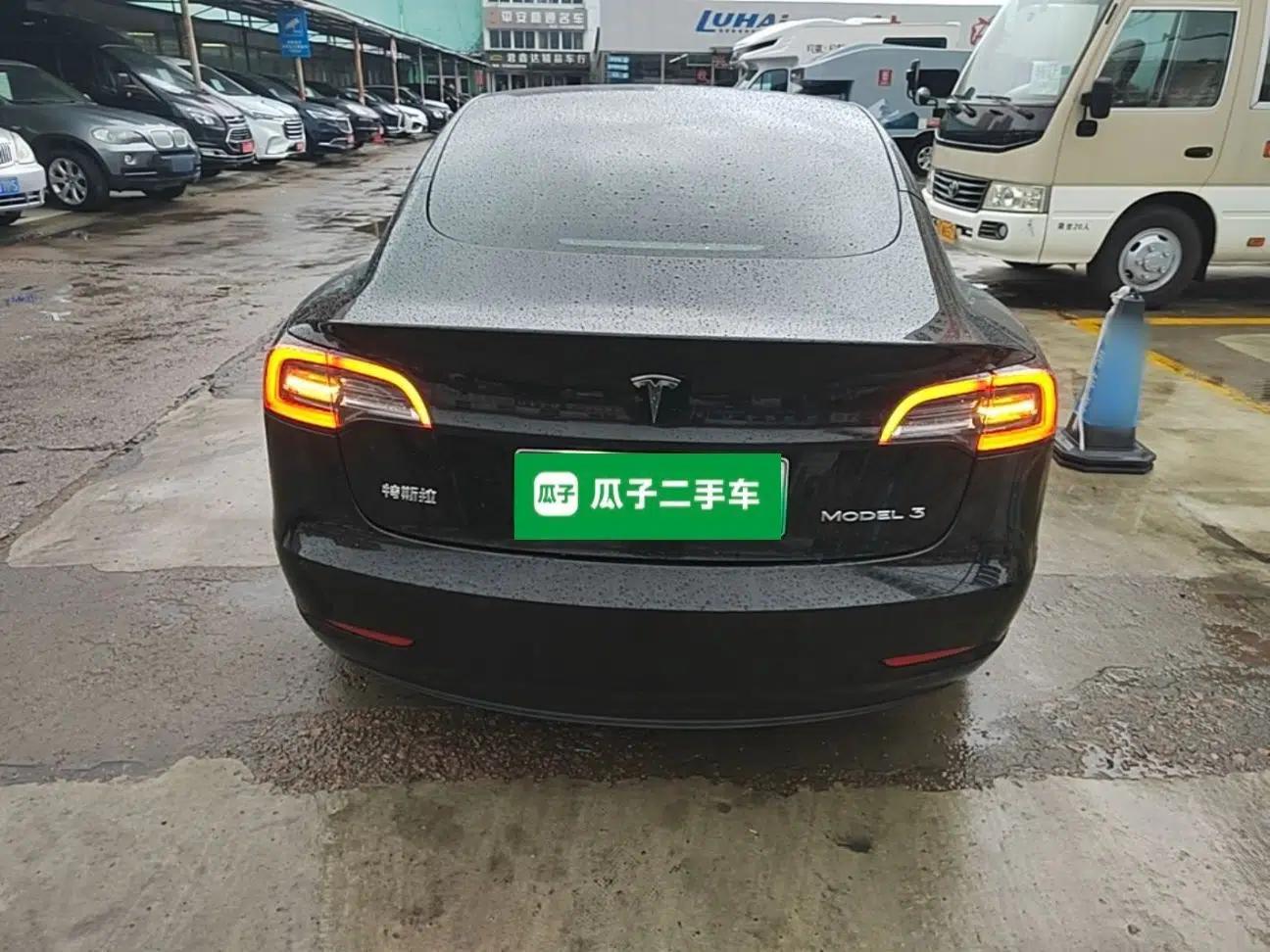 Tesla Model 3 2022 Rear-Wheel-Drive Version — миниатюра 5
