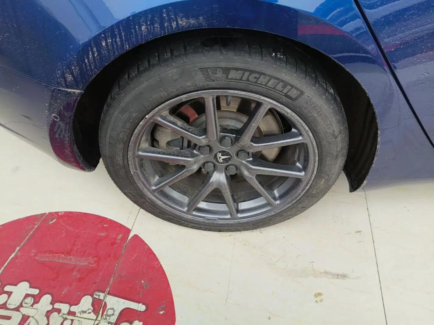 Tesla Model 3 2019 Standard Range Rear-Drive Upgraded Version — миниатюра 11