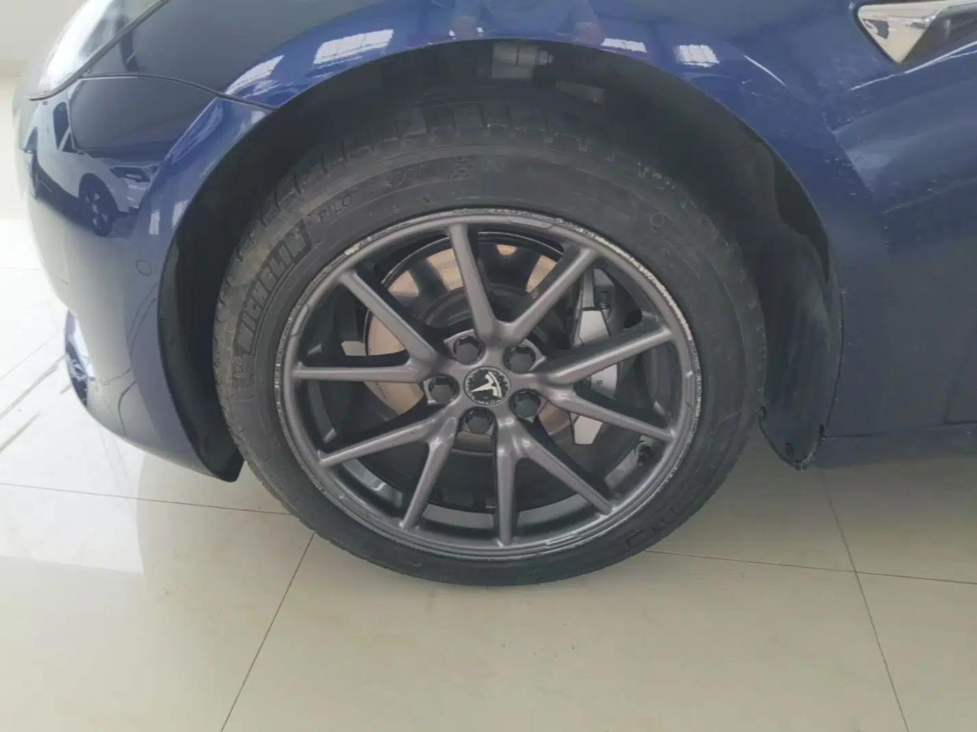 Tesla Model 3 2019 Standard Range Rear-Drive Upgraded Version — миниатюра 10