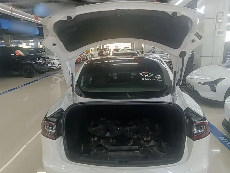 Tesla Model 3 2020 Refreshed Version Long-Range Rear-Wheel Drive — миниатюра 22