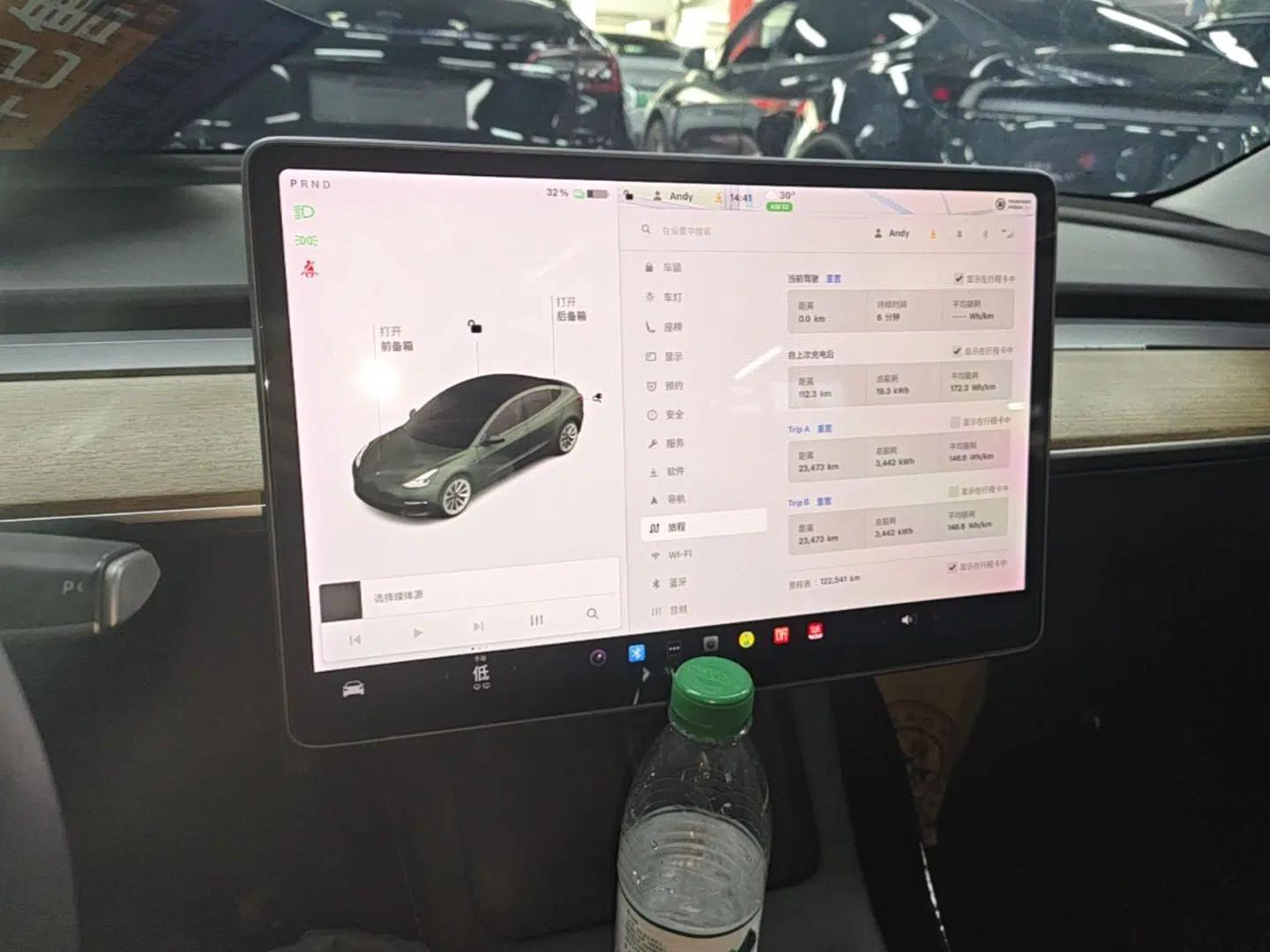 Tesla Model 3 2021 Standard Range Rear-Wheel Drive Upgraded Version 3D6 — миниатюра 15