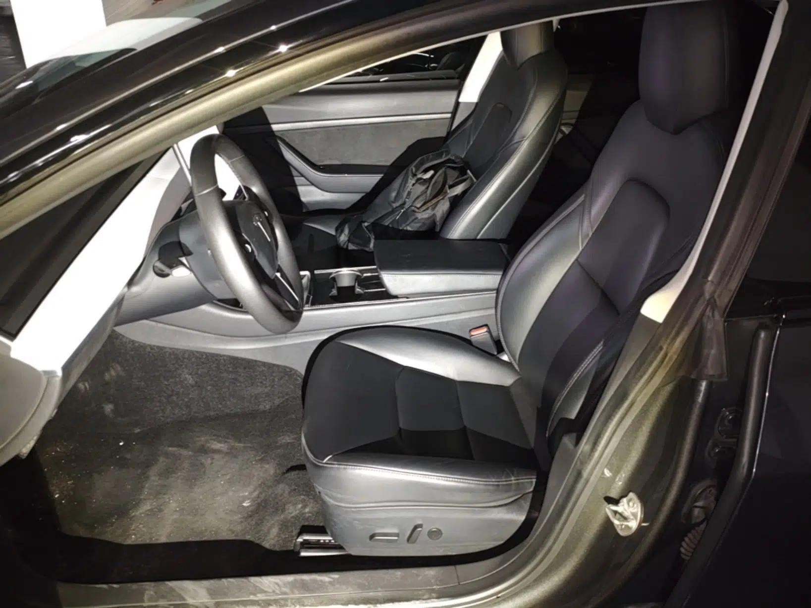 Tesla Model 3 2019 Standard Range Rear-Drive Upgraded Version — миниатюра 17