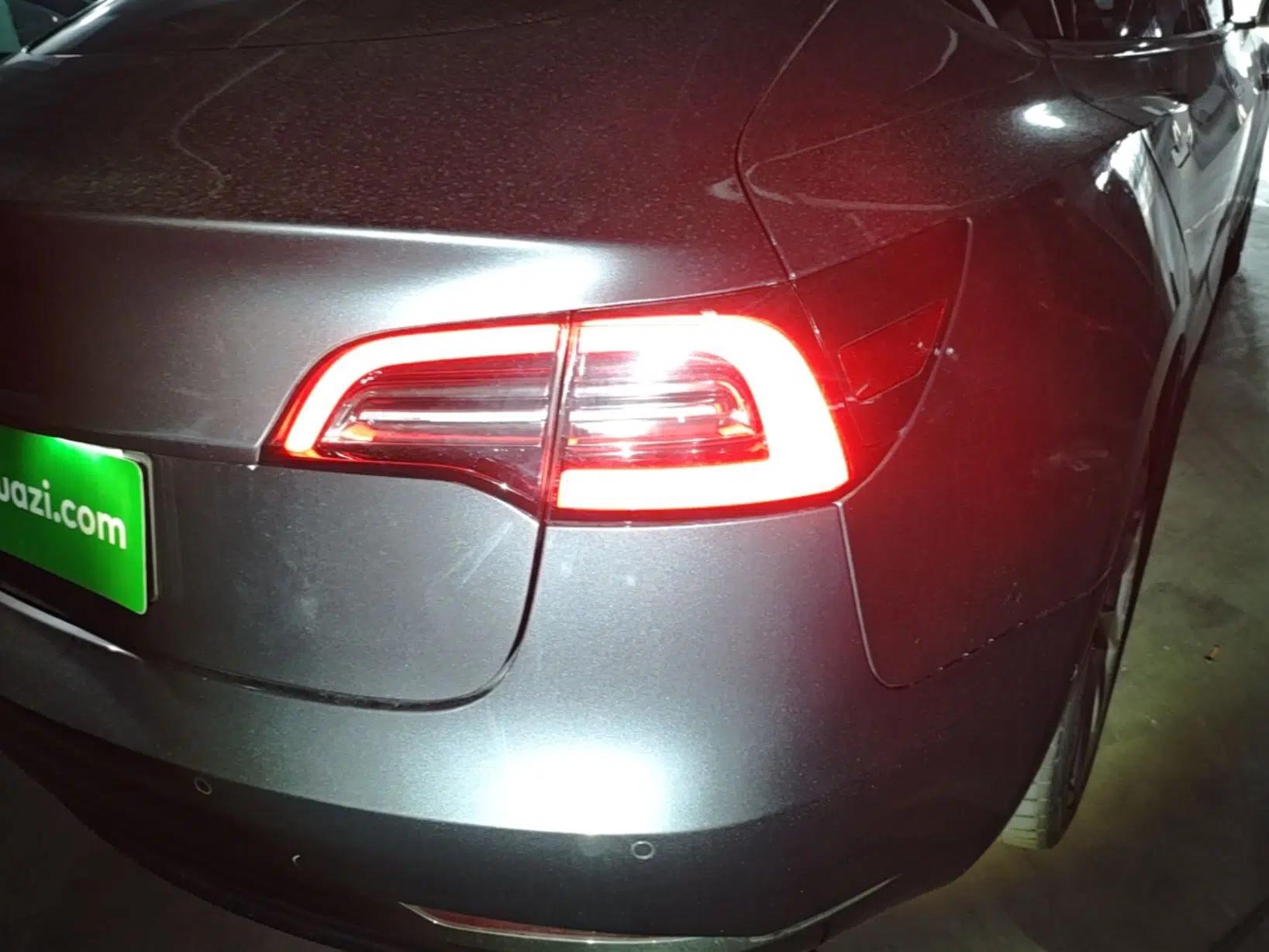 Tesla Model 3 2019 Standard Range Rear-Drive Upgraded Version — миниатюра 9