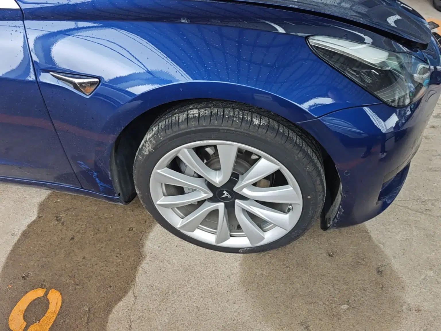 Tesla Model 3 2019 Standard Range Rear-Drive Upgraded Version — миниатюра 10