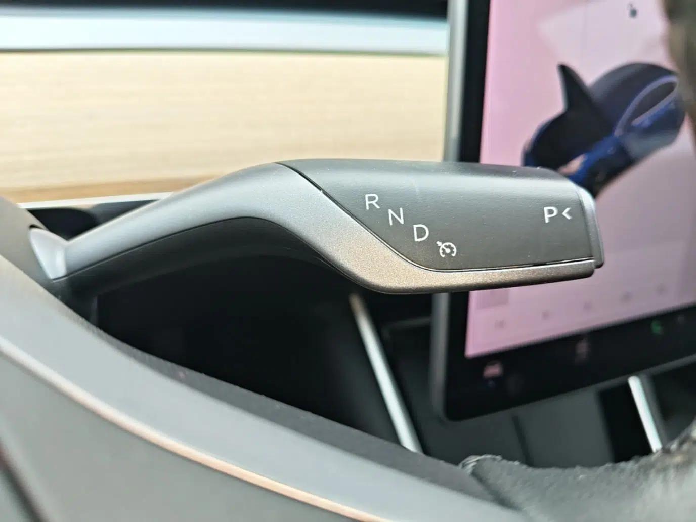 Tesla Model 3 2020 Standard Range Rear-Wheel Drive Upgraded Version — миниатюра 21