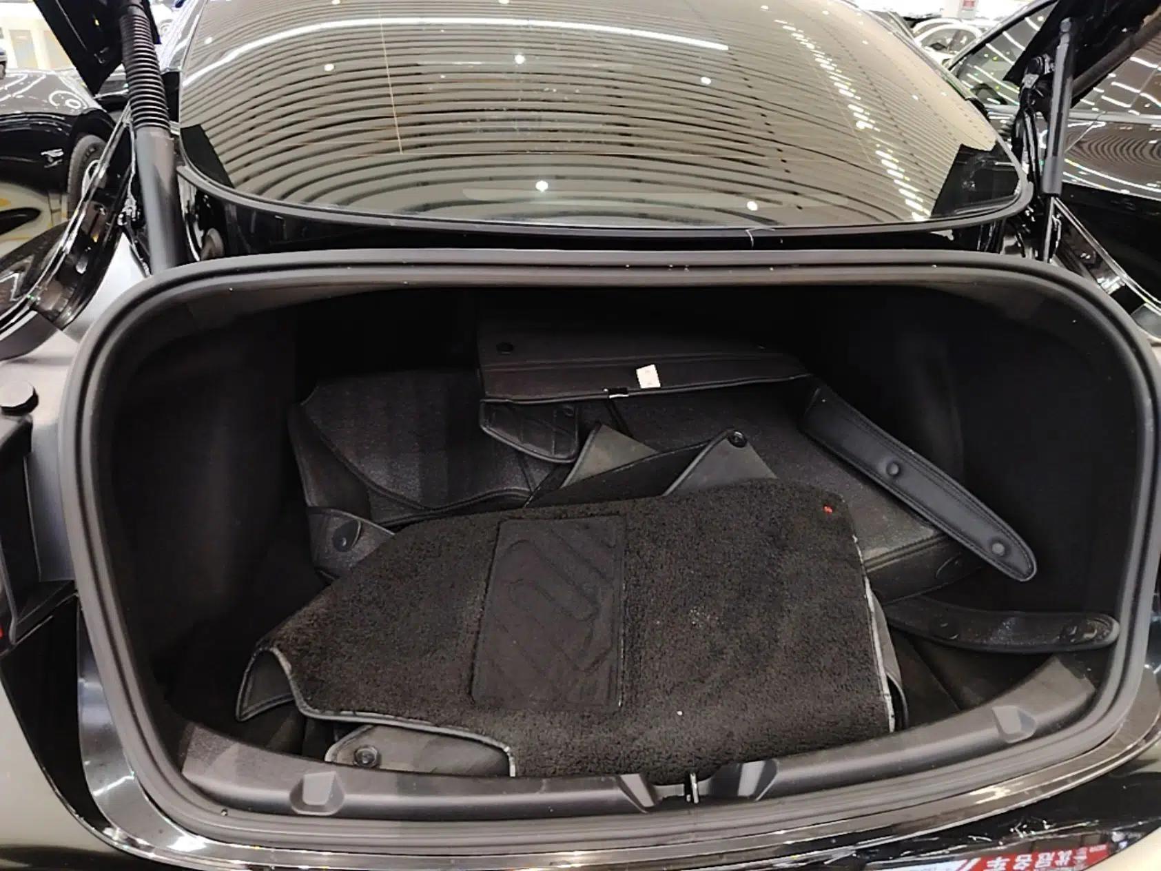 Tesla Model 3 2021 Standard Range Rear-Drive Upgraded Version — миниатюра 22