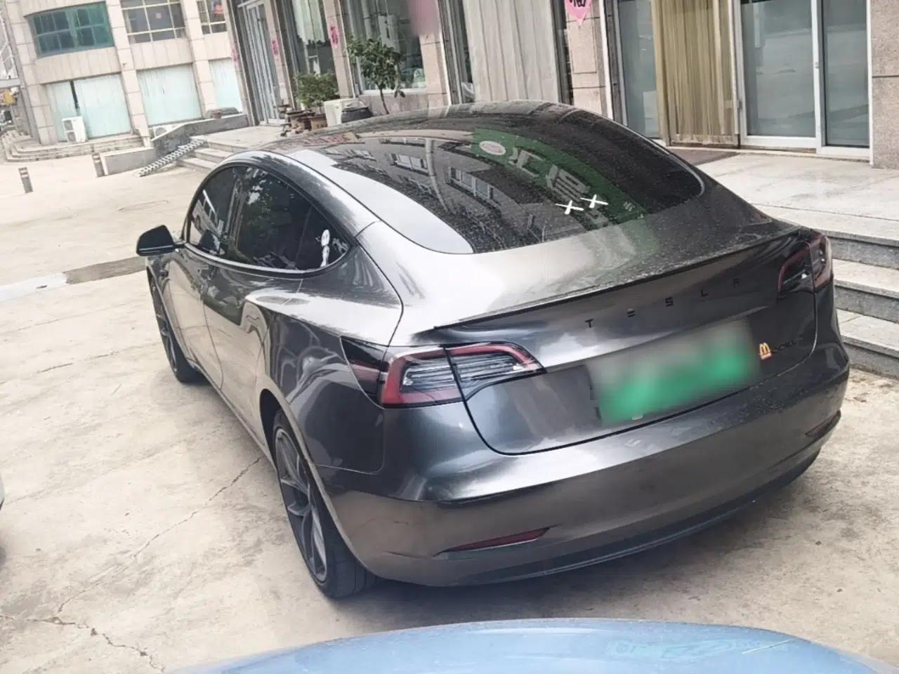 Tesla Model 3 2022 Rear-Wheel-Drive Version — миниатюра 13