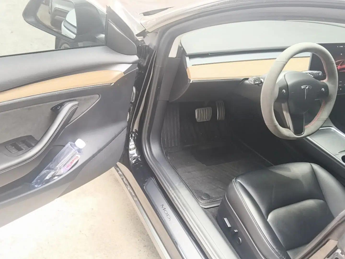 Tesla Model 3 2022 Rear-Wheel-Drive Version — миниатюра 23