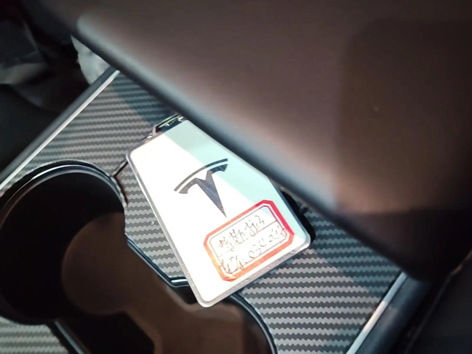 Tesla Model 3 2020 Standard Range Rear-Wheel Drive Upgraded Version — миниатюра 28
