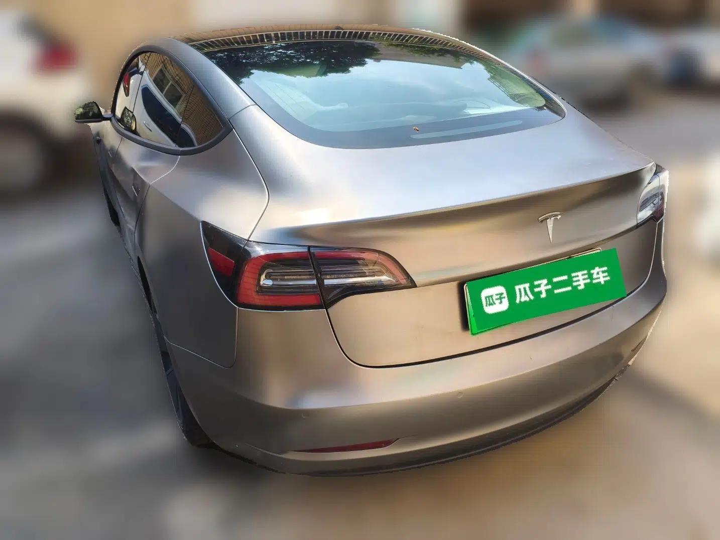 Tesla Model 3 2019 Long-Range Rear-Wheel-Drive Version — миниатюра 4