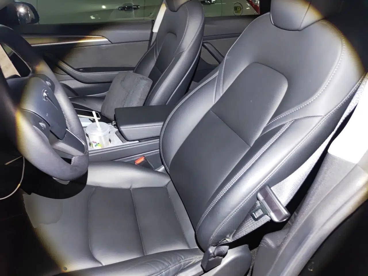 Tesla Model 3 2021 Standard Range Rear-Drive Upgraded Version — миниатюра 15