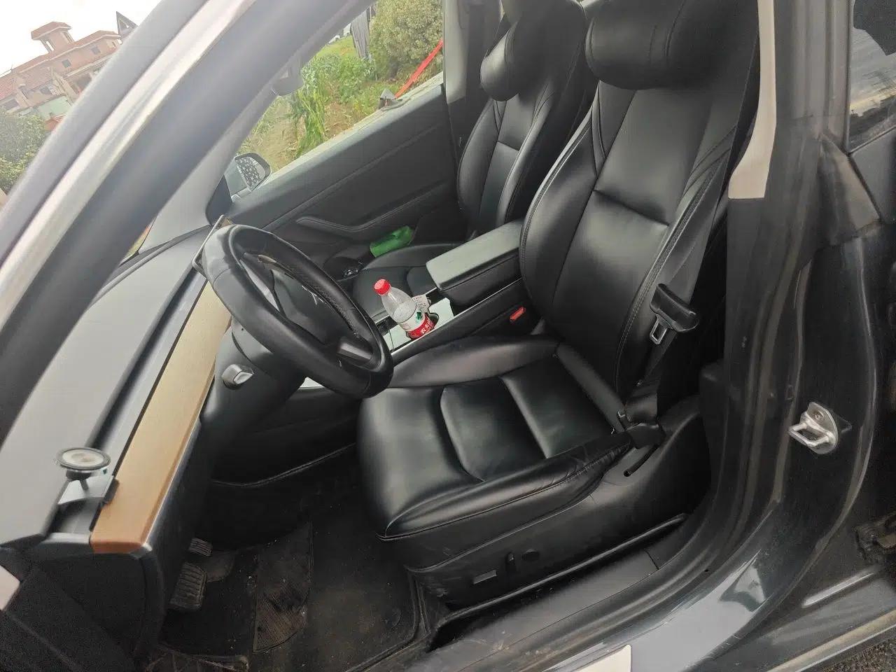 Tesla Model 3 2019 Standard Range Rear-Drive Upgraded Version — миниатюра 15