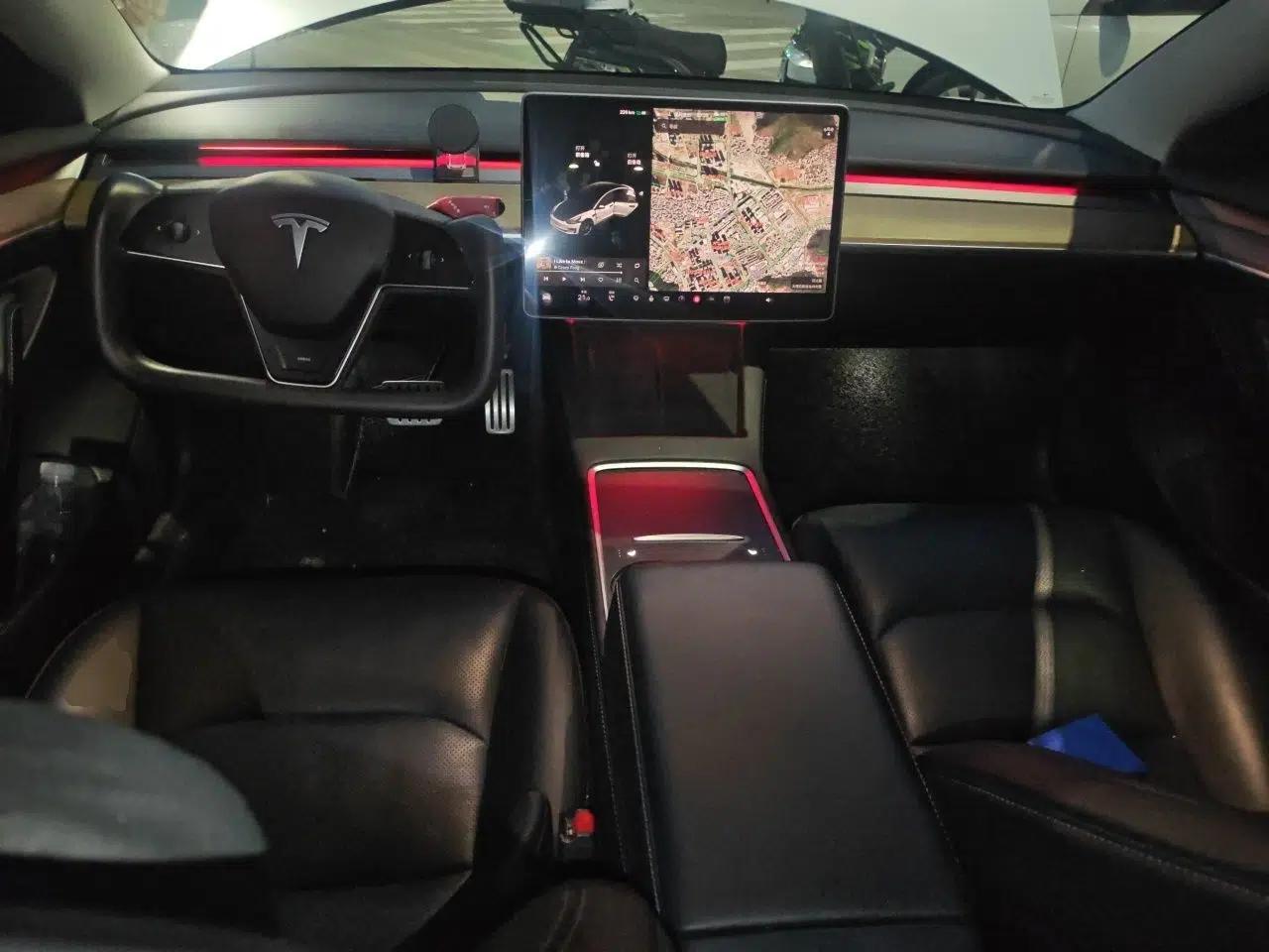 Tesla Model 3 2021 Performance High-Performance All-Wheel-Drive Version — миниатюра 9